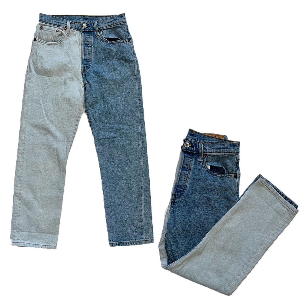 WOMENS LEVIS MOM JEANS TWO TONED